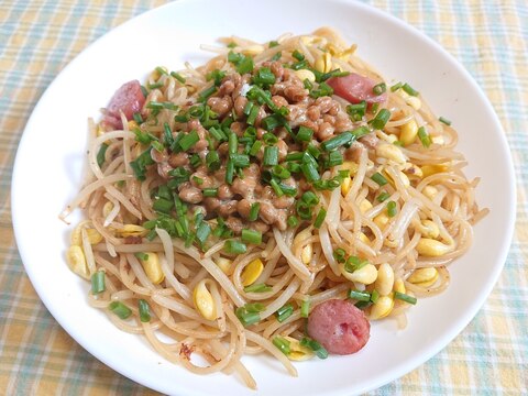 大豆もやしを食べる納豆スパゲッティ